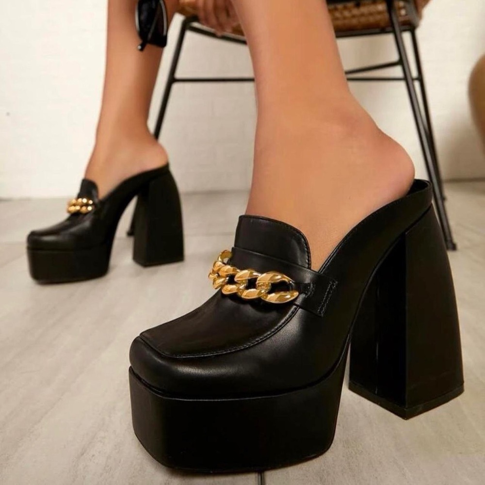 Square Toe Chain Link Platform